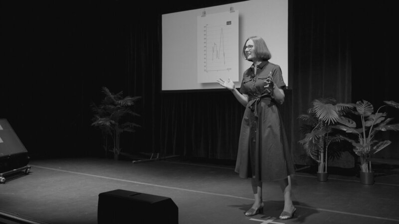 Victoria Patenaude Command State Photos-1