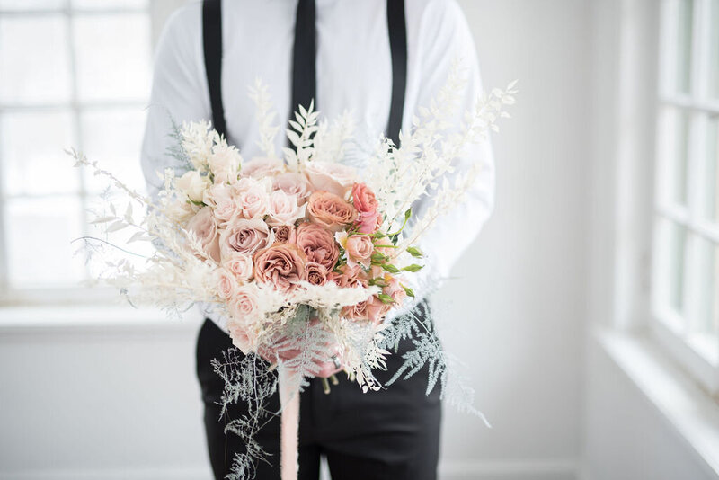 Indy wedding florist Satin & Stems.