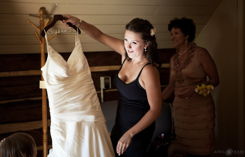 Amanda's-Bridal-Arvada-Colorado-Bridal-Dress-Shop-15