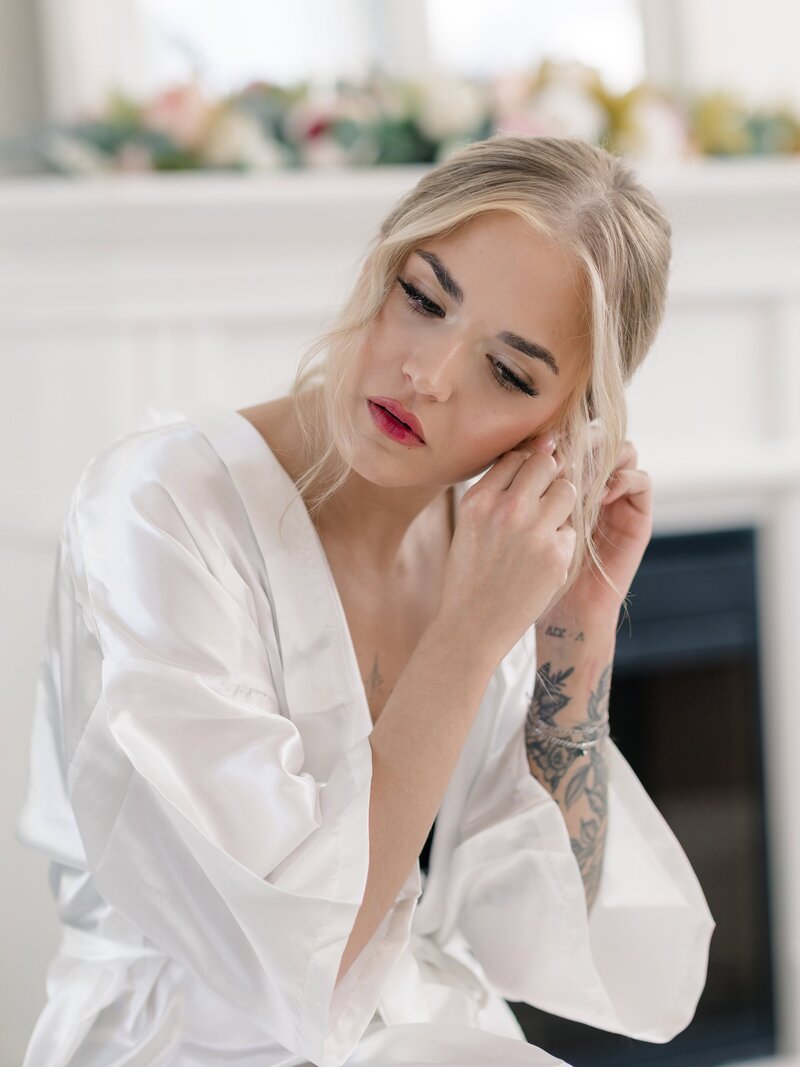 Edmonton Wedding Photos - Pine and Pond Wedding Venue (19)