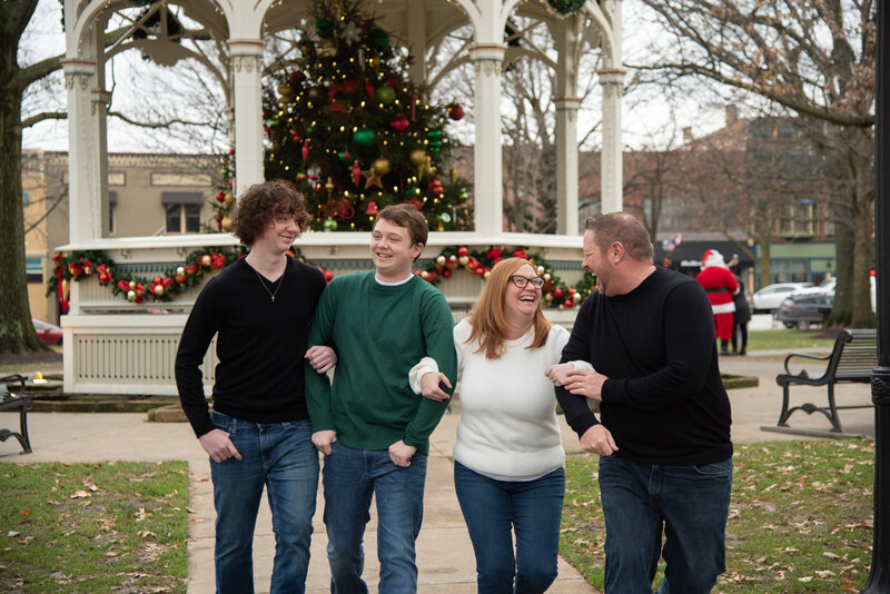 MedinaSquareFamilyPhotosPositivelyPortraits14