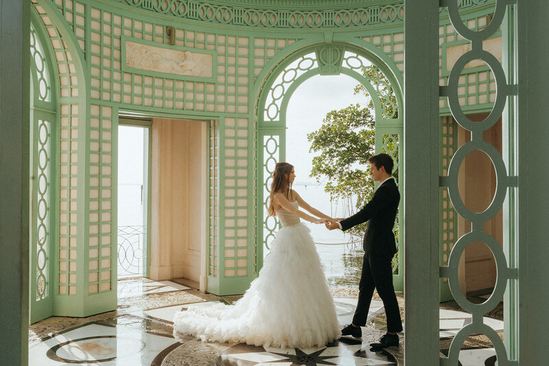 wedding photos in miami by destination and miami wedding photographer elsie goodman