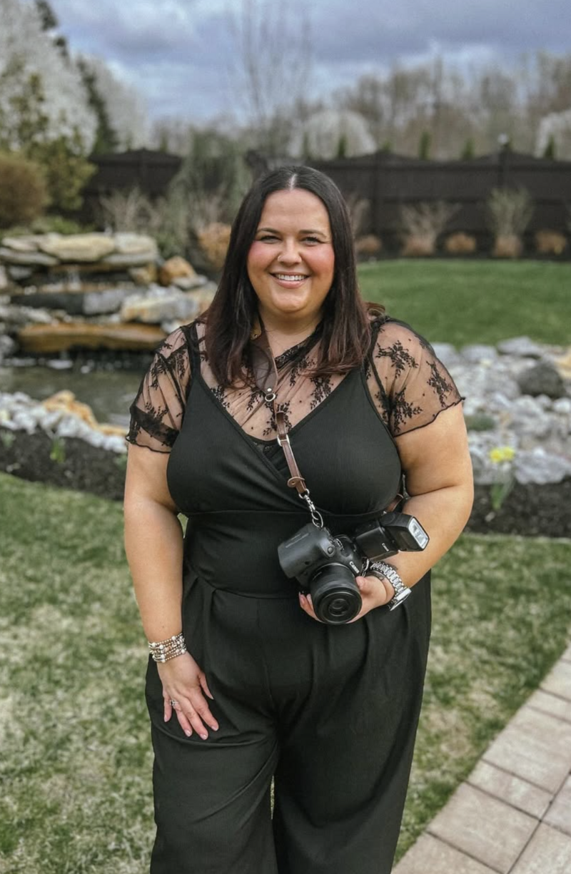 Moments by Mellen wedding content