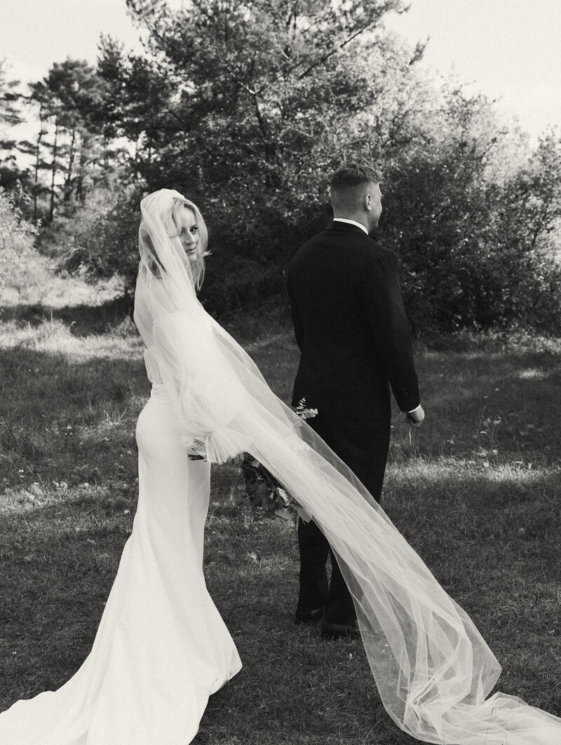 Home, image size:800x1063