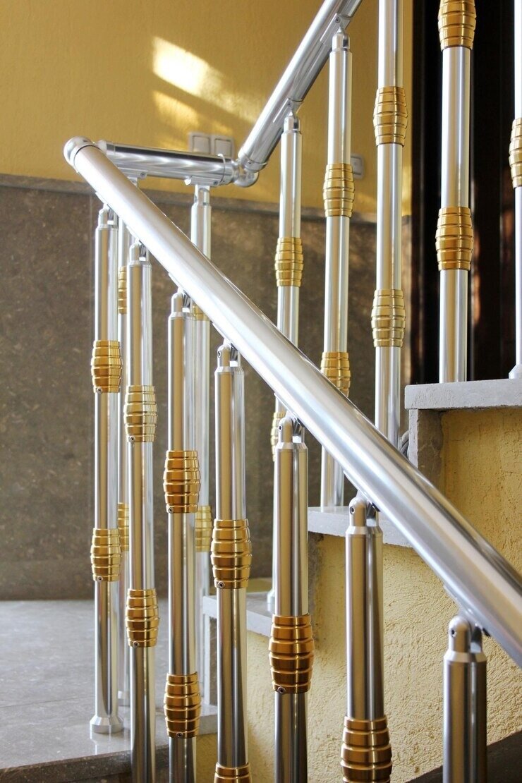 Modern Glass & Aluminum Railings in Boca Raton, South Florida