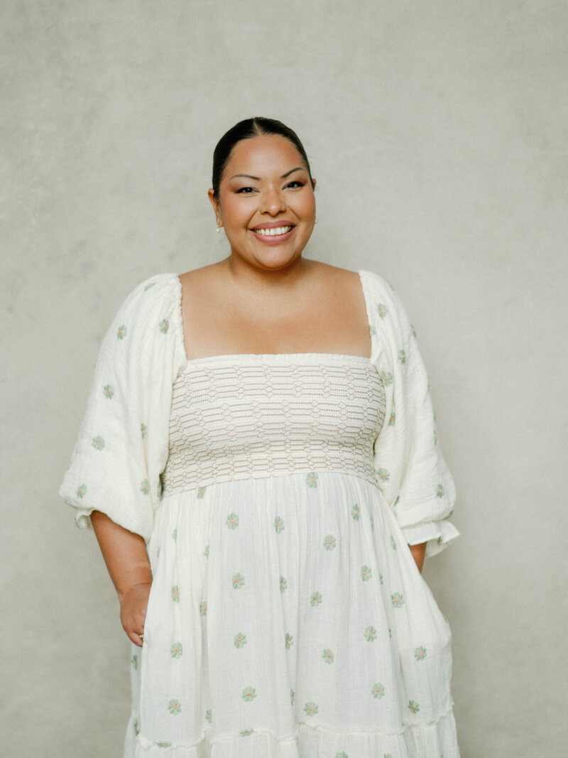 Headshot image of Jennifer Nolan by Summer Brooke Photography