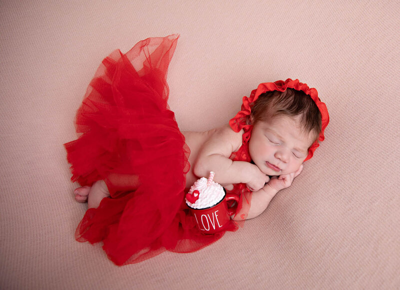 San Antonio baby newborn photography studio lifestyle newborn photographer luxury photo studio