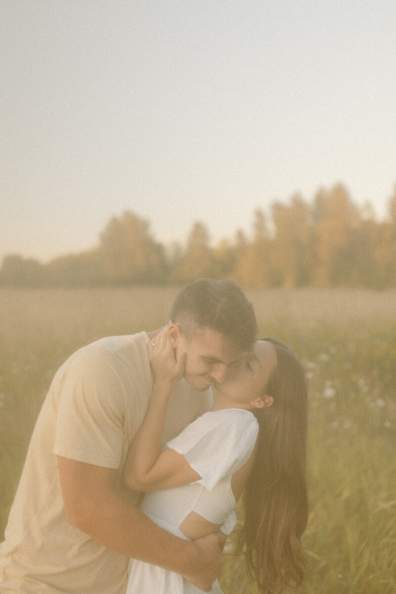 isaac-cami-engagement-session-taylorraephotofilm-185_websize