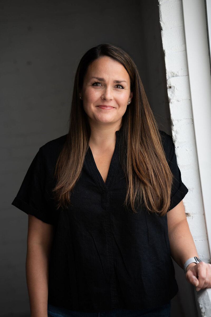 Laura, licensed mental health therapist in Twin Cities, MN, offering counseling and therapy for anxiety, depression, and life transitions.