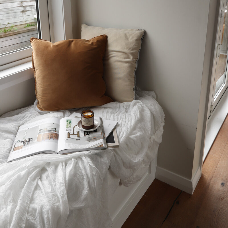 GOLDENCUSHIONCOMFYHOME-08