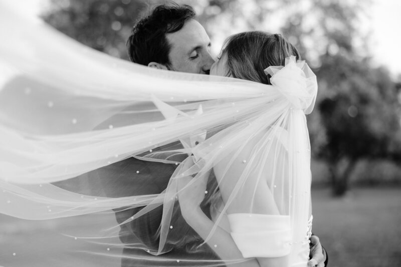 French wedding photographer Domaine de Sarson Grignan-085