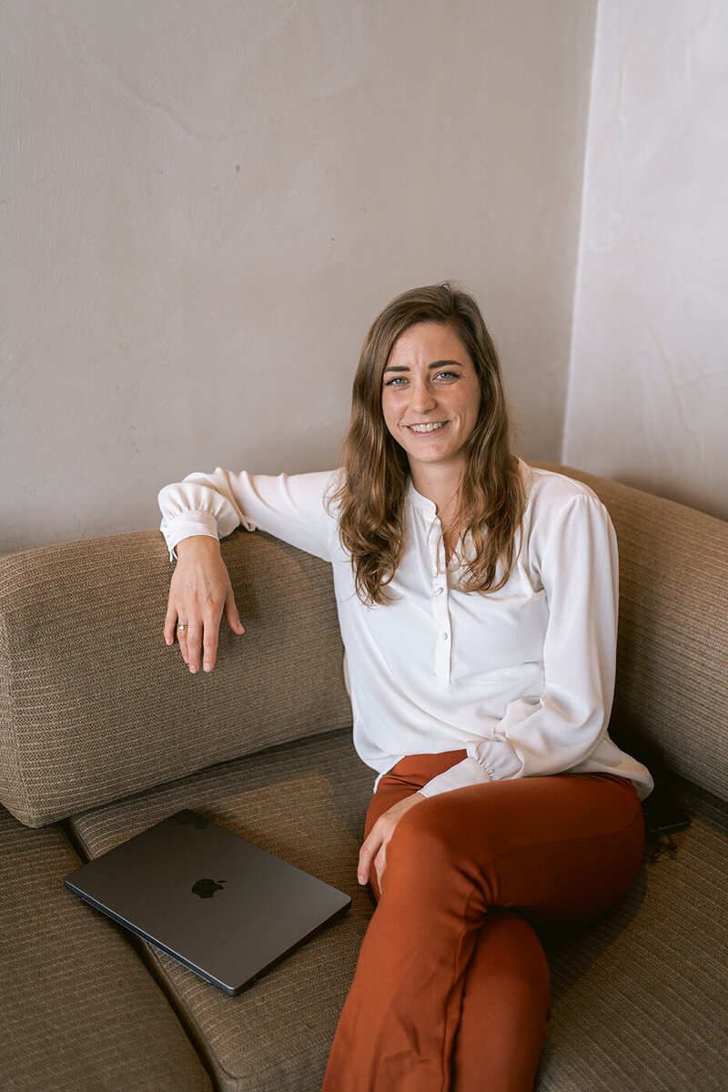 Marit Hilarius met Let's Focus boek