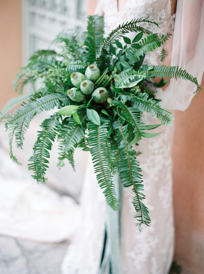 green-wedding-bouquet-Stephanie-Brauer