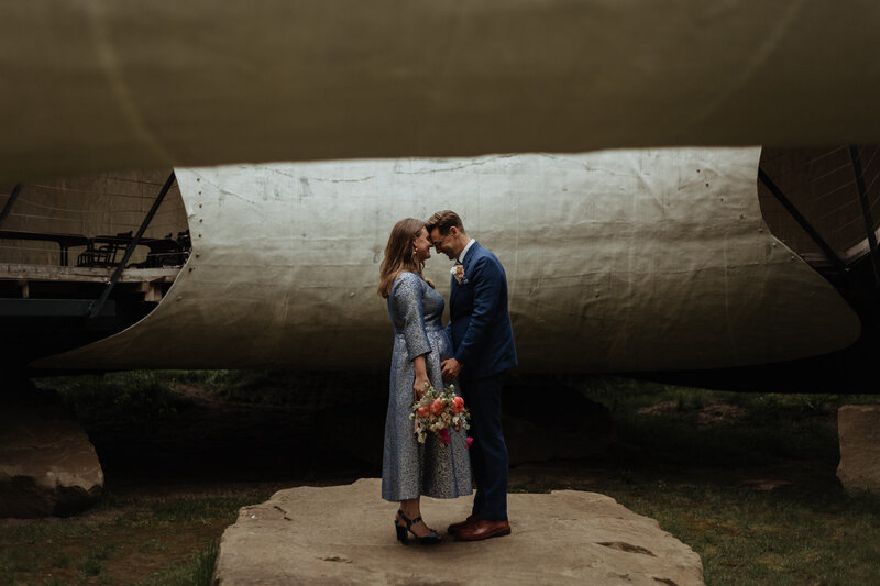 Bride and groom photos at hauser and wirth