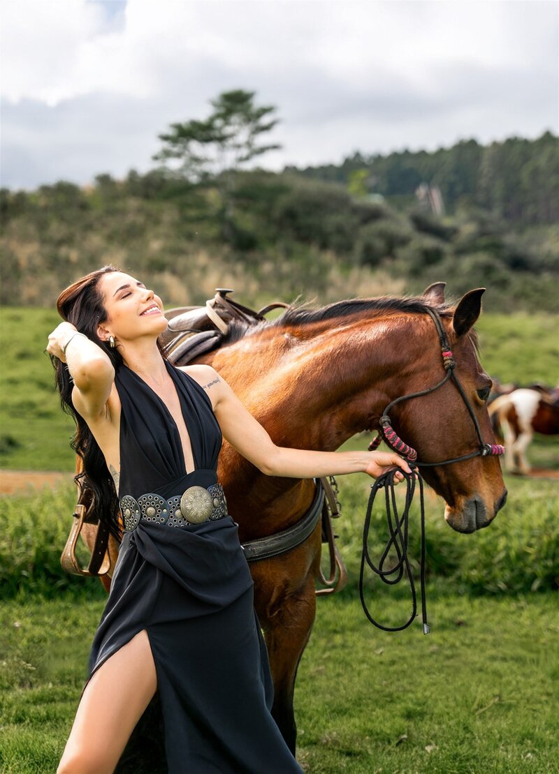 Wailea Horseback photos by individual portrait photographer hawaii
