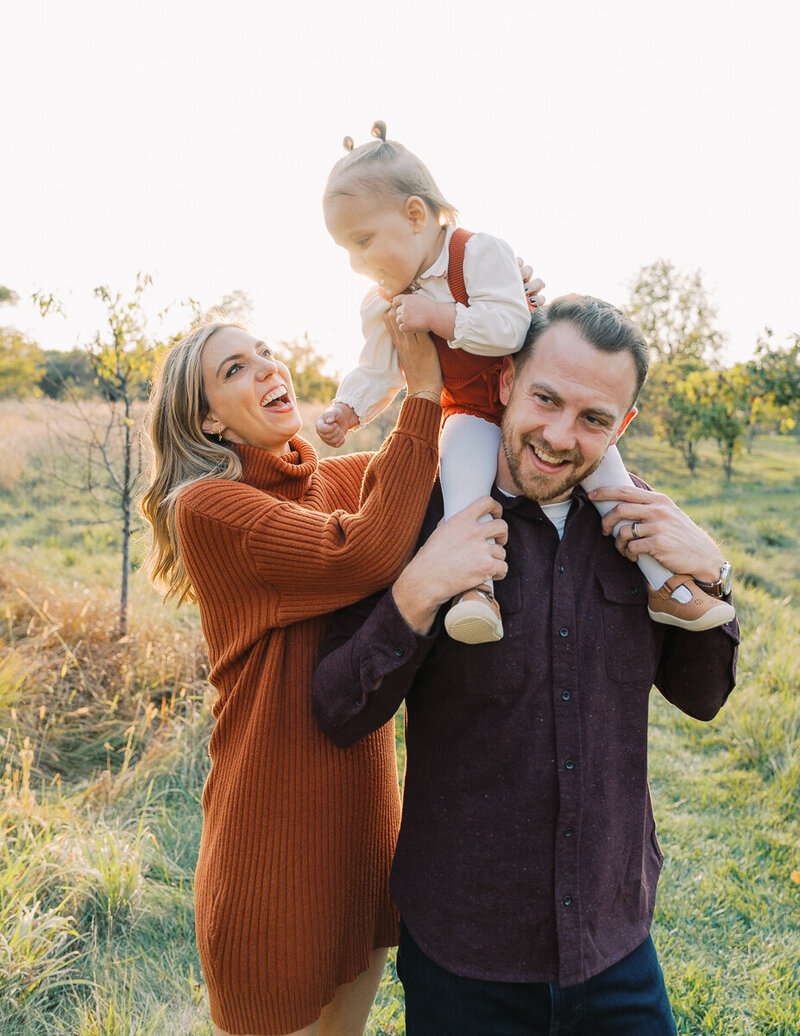 Fall Family Photos at The Lincoln park nature boardwalk