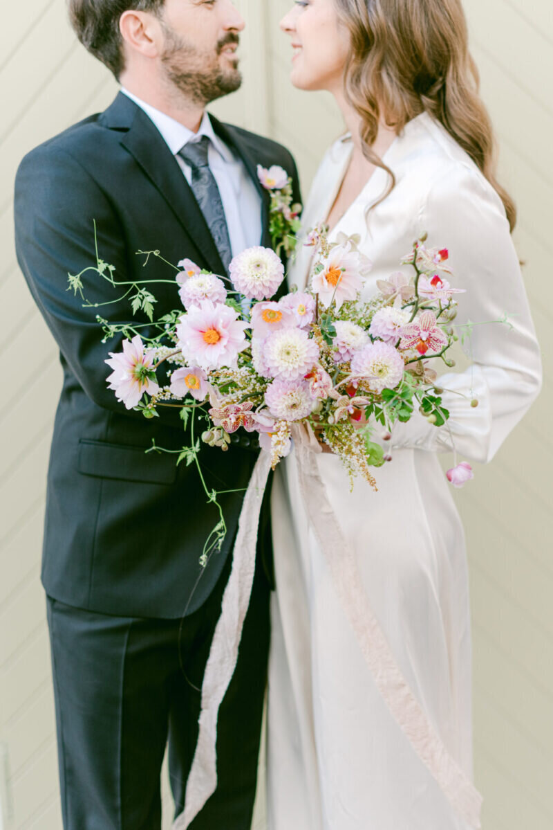 RI-intimateWedding-03-scaled-800x1199