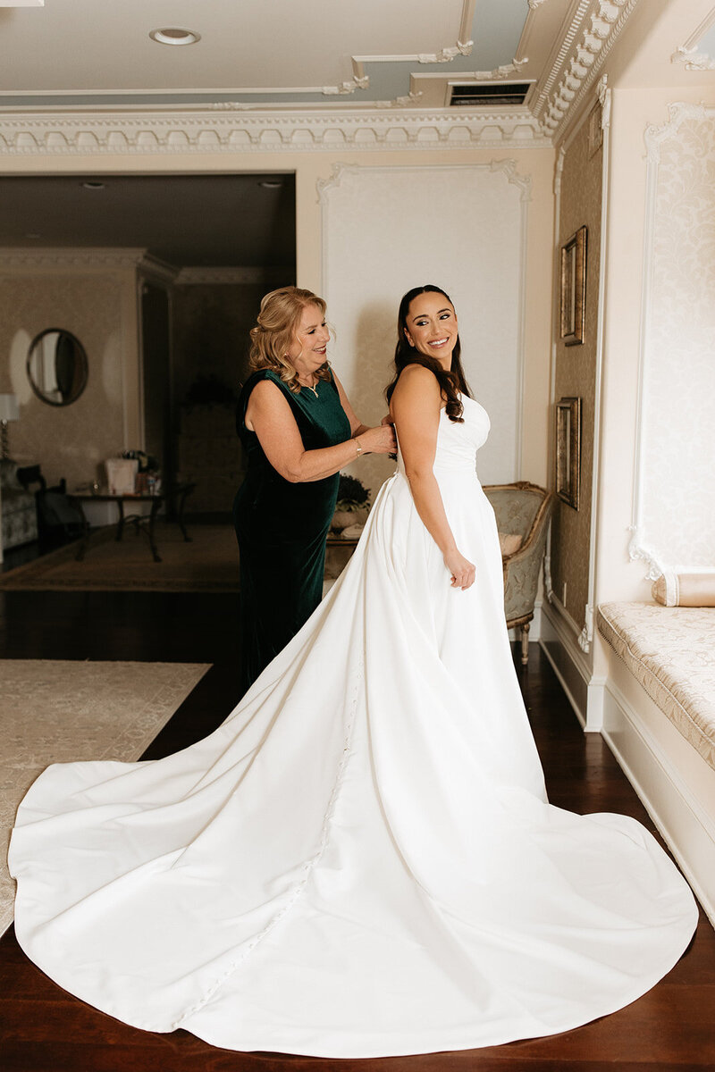 Caitlin_Sean_Wedding_Sneak_Peek_12.1.23-39