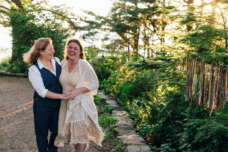 Cape-Perpetua-LGBTQ-elopement-3