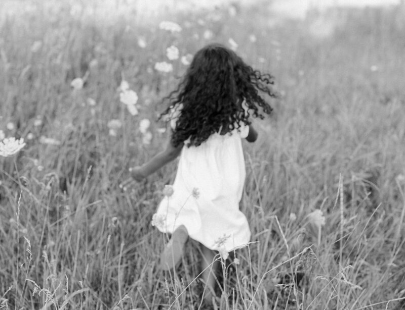 summer-family-magic-alora-67