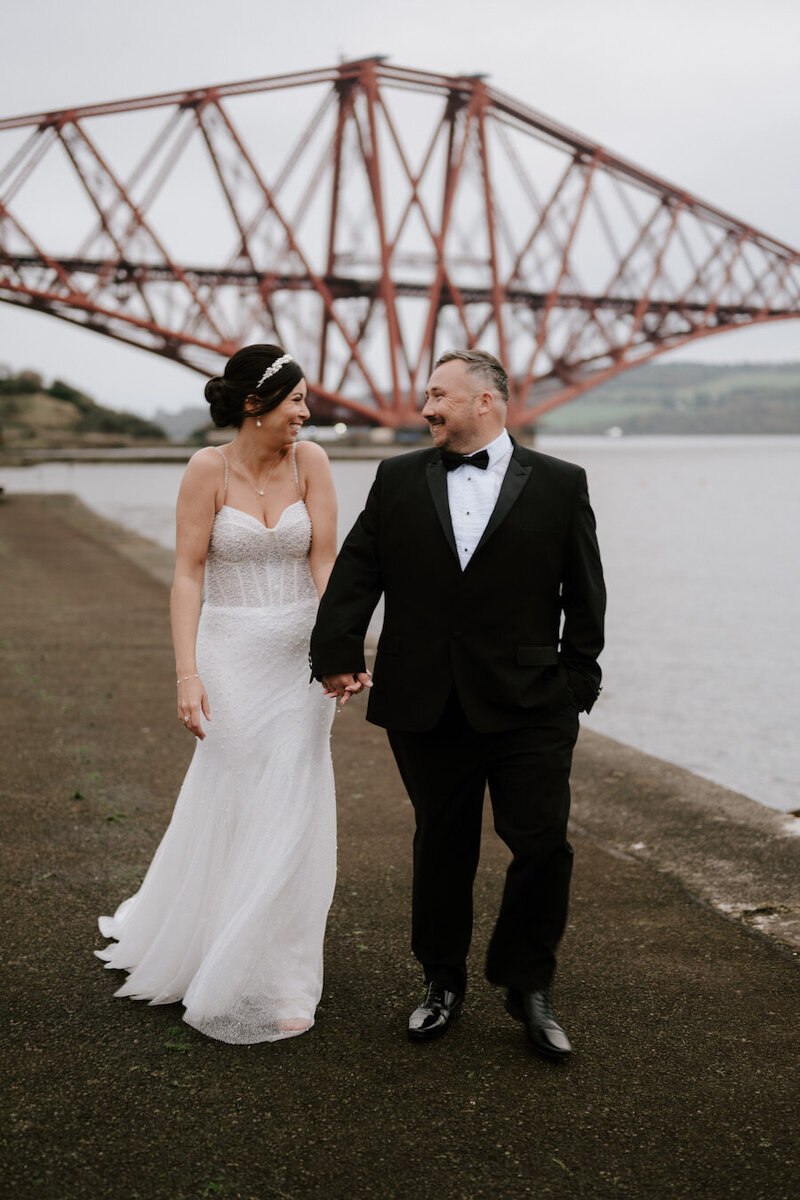 Nicola-Campbell-Timeless-Wedding-Photographer-Scotland-Doubletree-by-Hilton-North-Queensferry-Mr&MrsDavidson-53
