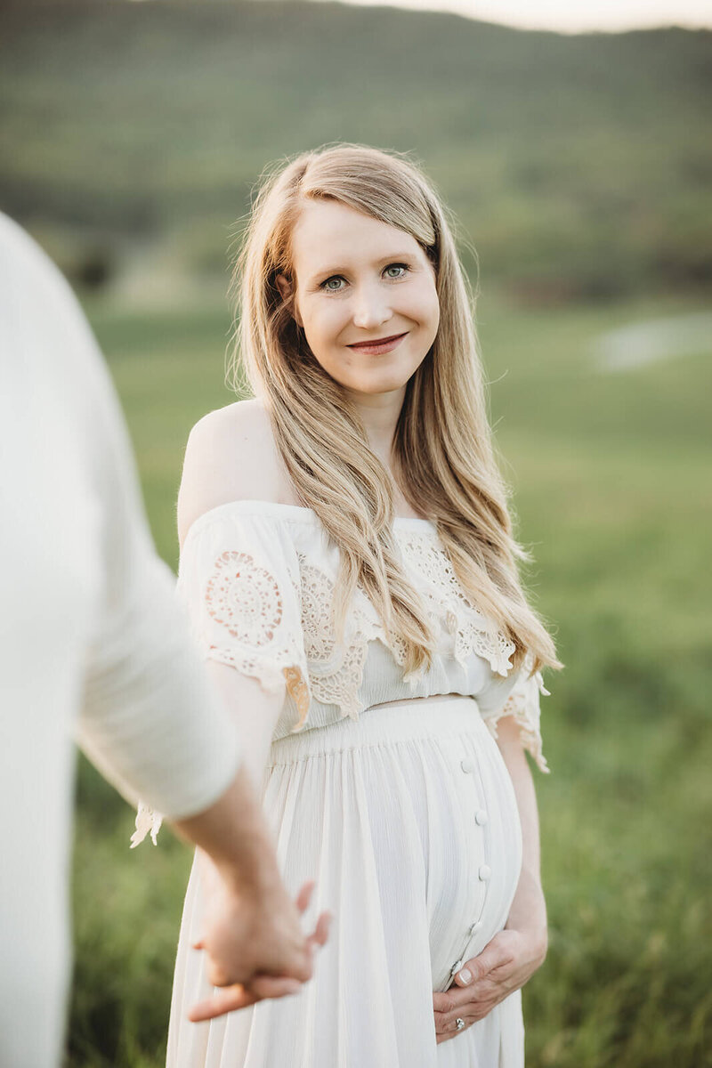 Sallyann-mechanicsburg-maternity-photographer-15