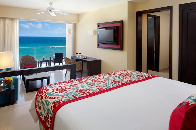 Dreams Jade Junior Suite Oceanfront