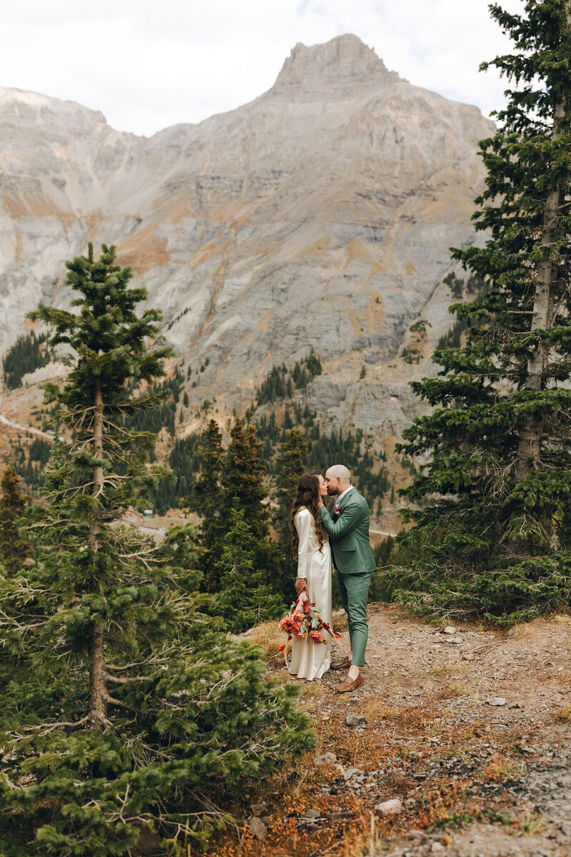 colorado-elopement-package-in-ouray