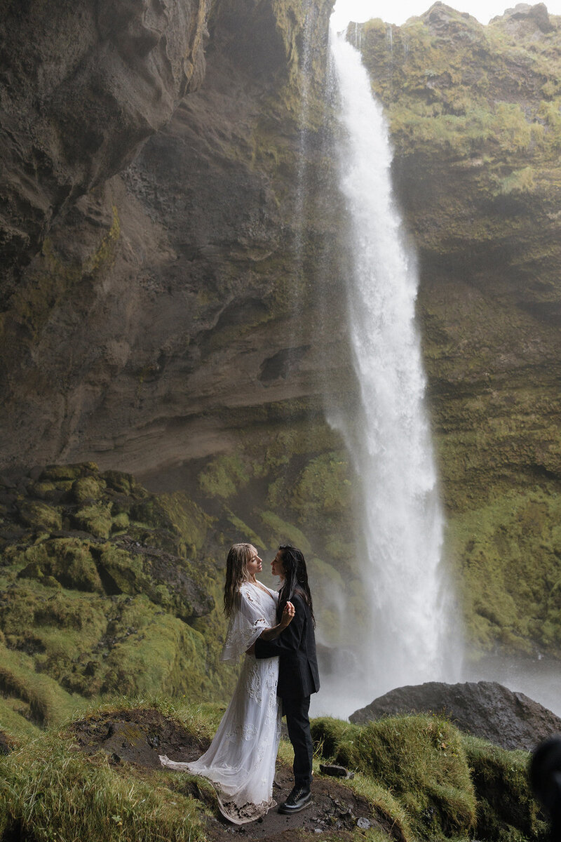 Iceland_Elopement_Photographer_Erica_Waren-49_websize