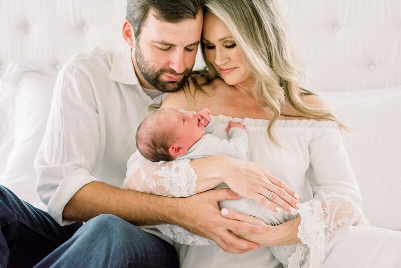 new-braunfels-texas-newborn-session-austin-texas-family-photographer_0004
