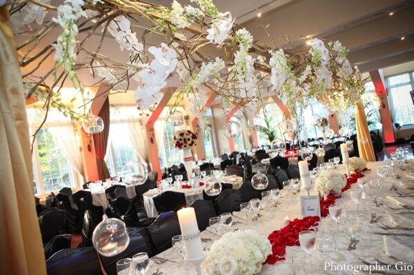 indian-wedding-reception-banquet-dinner-seating-table-decor-ideas-white-black-red