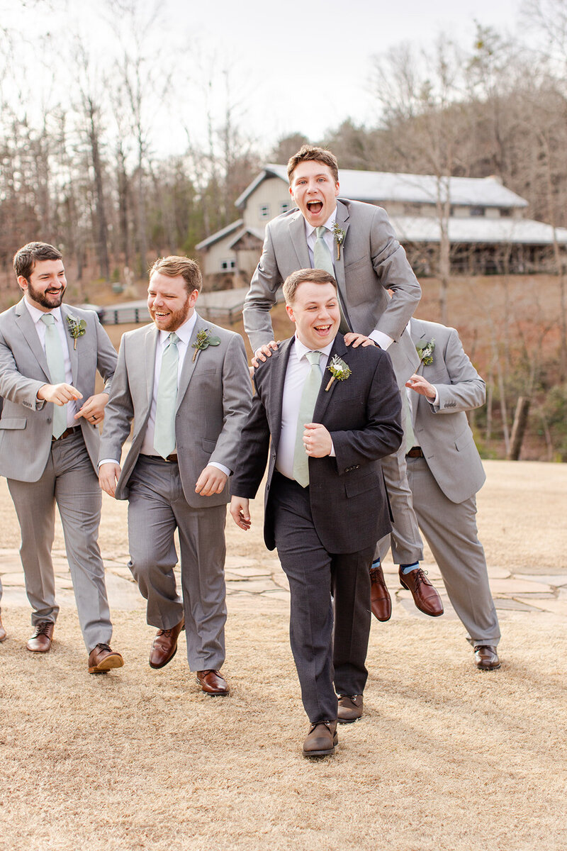 Blue Mountain Vineyards Wedding Dahlonega GA_Katelyn Shelley Photography-1 (58)