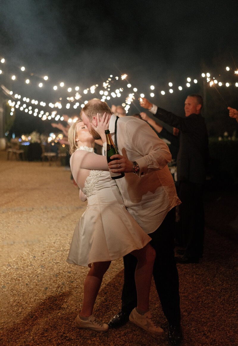 oc-wedding-previews-elizabeth-sellers-photo-55