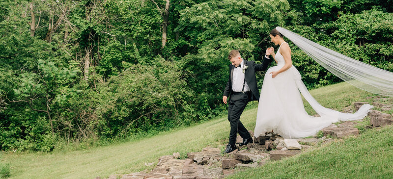 Matching bridesmaids dresses with groomsmen attire | Wedding Planning Plus Matching bridesmaids dresses with groomsmen attire | Wedding Planning Plus