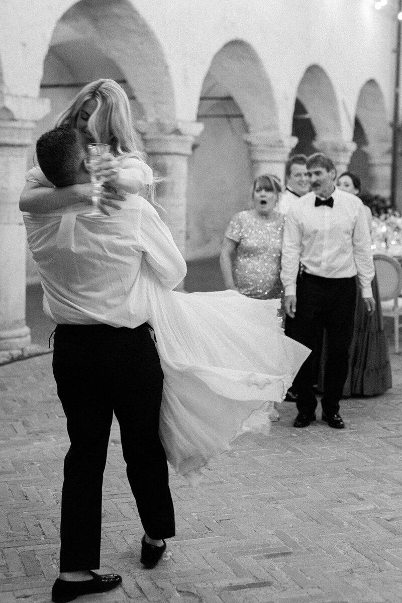 Abbazia-San-Pietro-In-Valle-Italy-Wedding-NYC-Film-Wedding-Photographer-European-Destination-Alicia-Ann-Photographers49