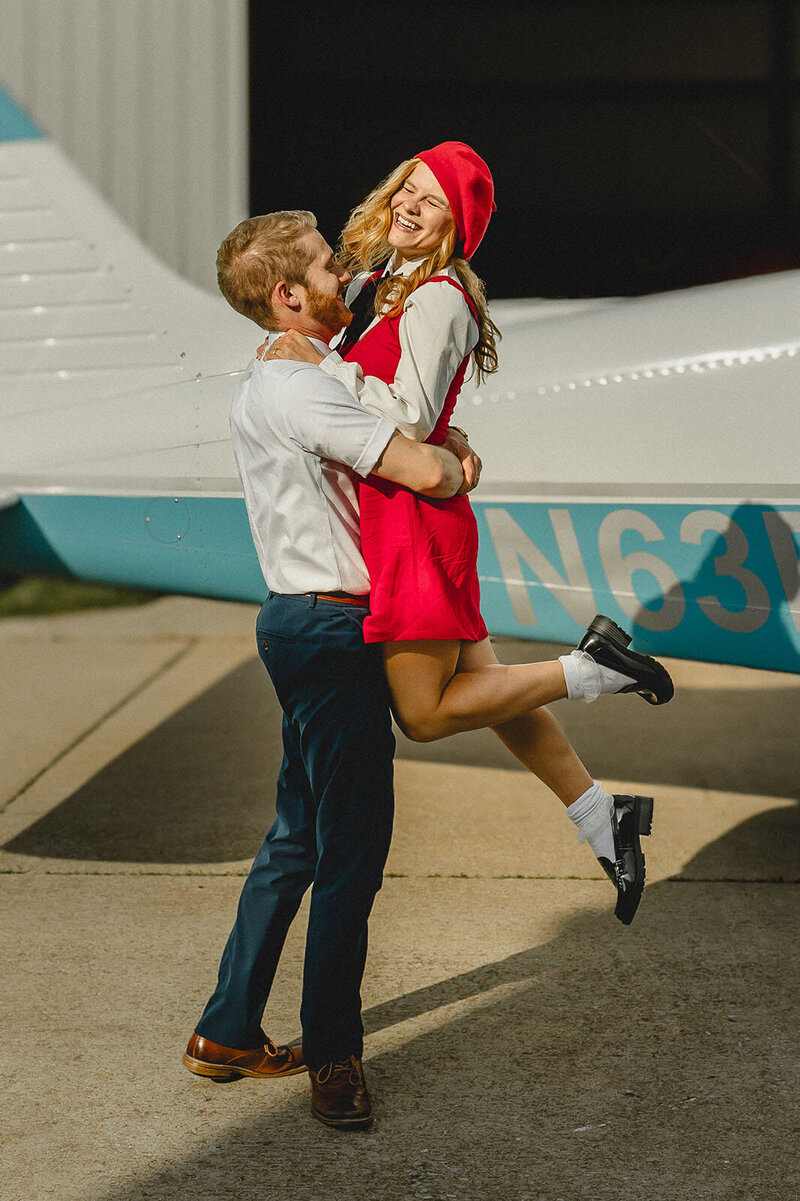 st-louis-wes-anderson-airplane-engagement-6