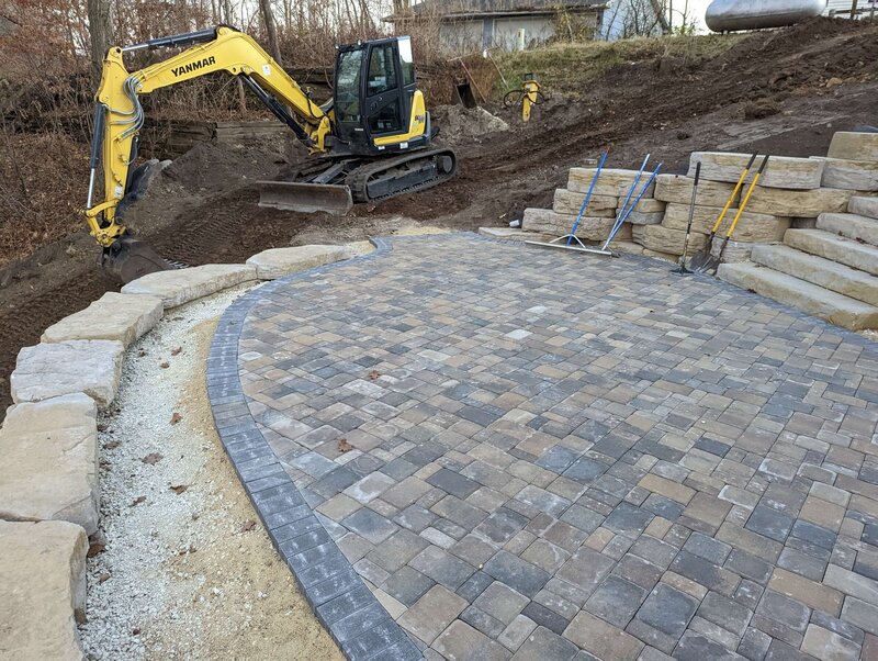 Cedar-Rapids-Iowa-landscaping-lawn-care-treatments-_20221102_225715094