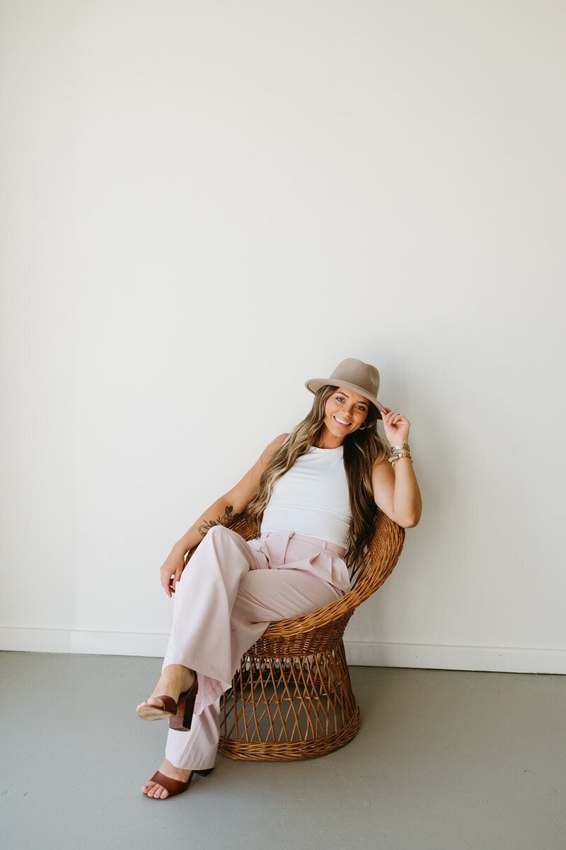 BreFloralBranding187