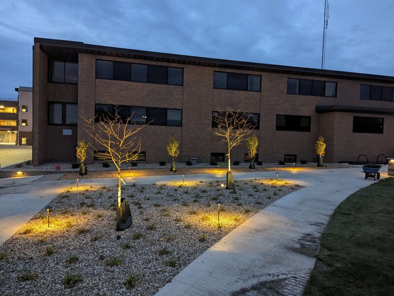 Commercial-landscaping-hardscape-services-in-cedar-rapids-iowa_20231024_233111514