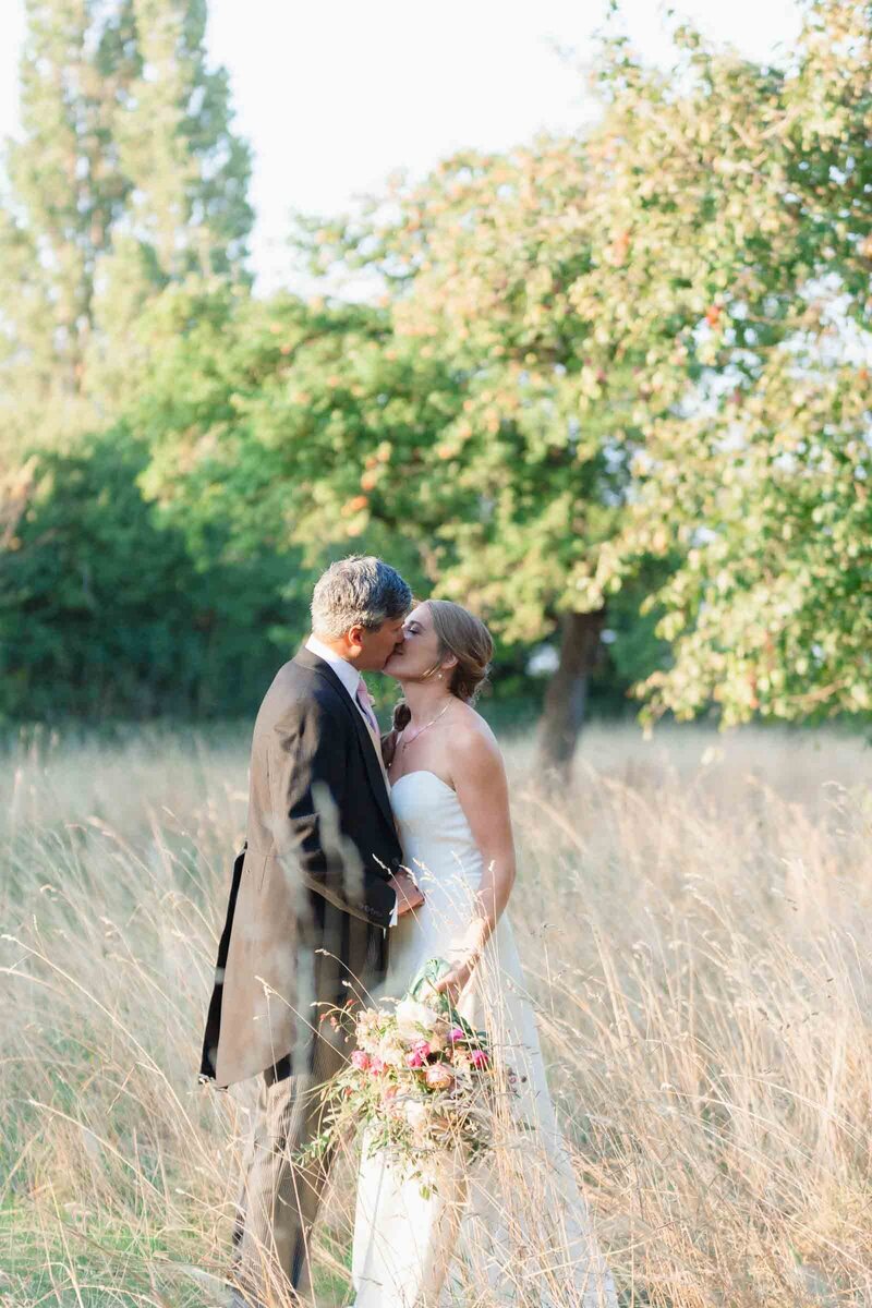 Private-Estate-Wedding-Cotswolds-Aurelia-Allen-29