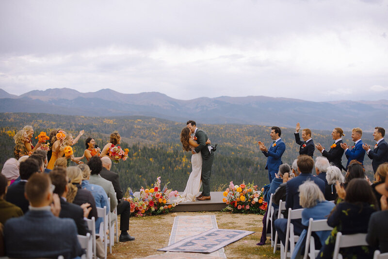 Estes Park Wedding Photographer Denver Wedding Venue Planner Della Terra Mountain Top Fall Colorful Wedding Liz Osban Photography Black Canyon Inn Wyoming Wedding Photographer Elopement Engagement 69