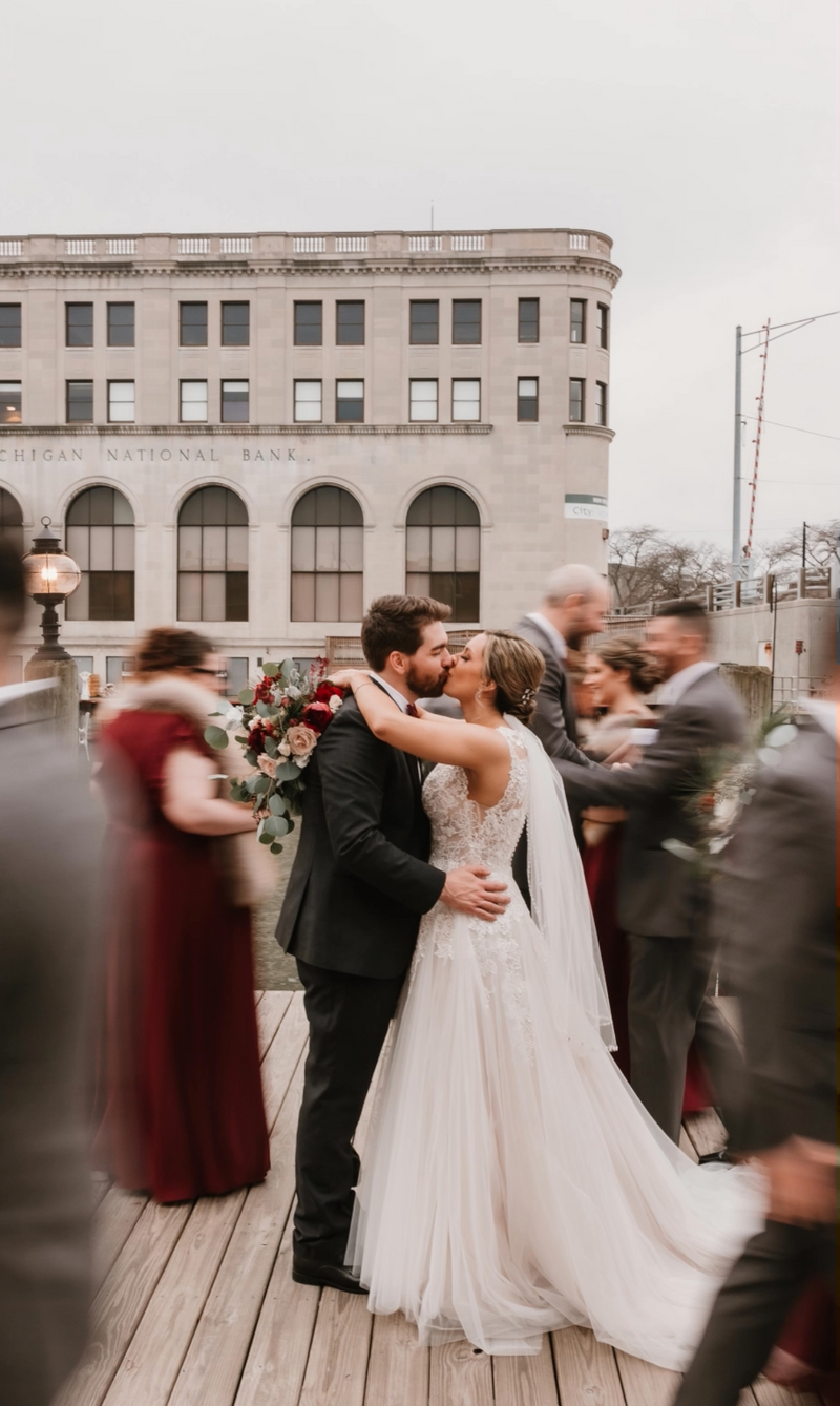 Michigan Wedding and Couples Photographer | Mariah Kasten