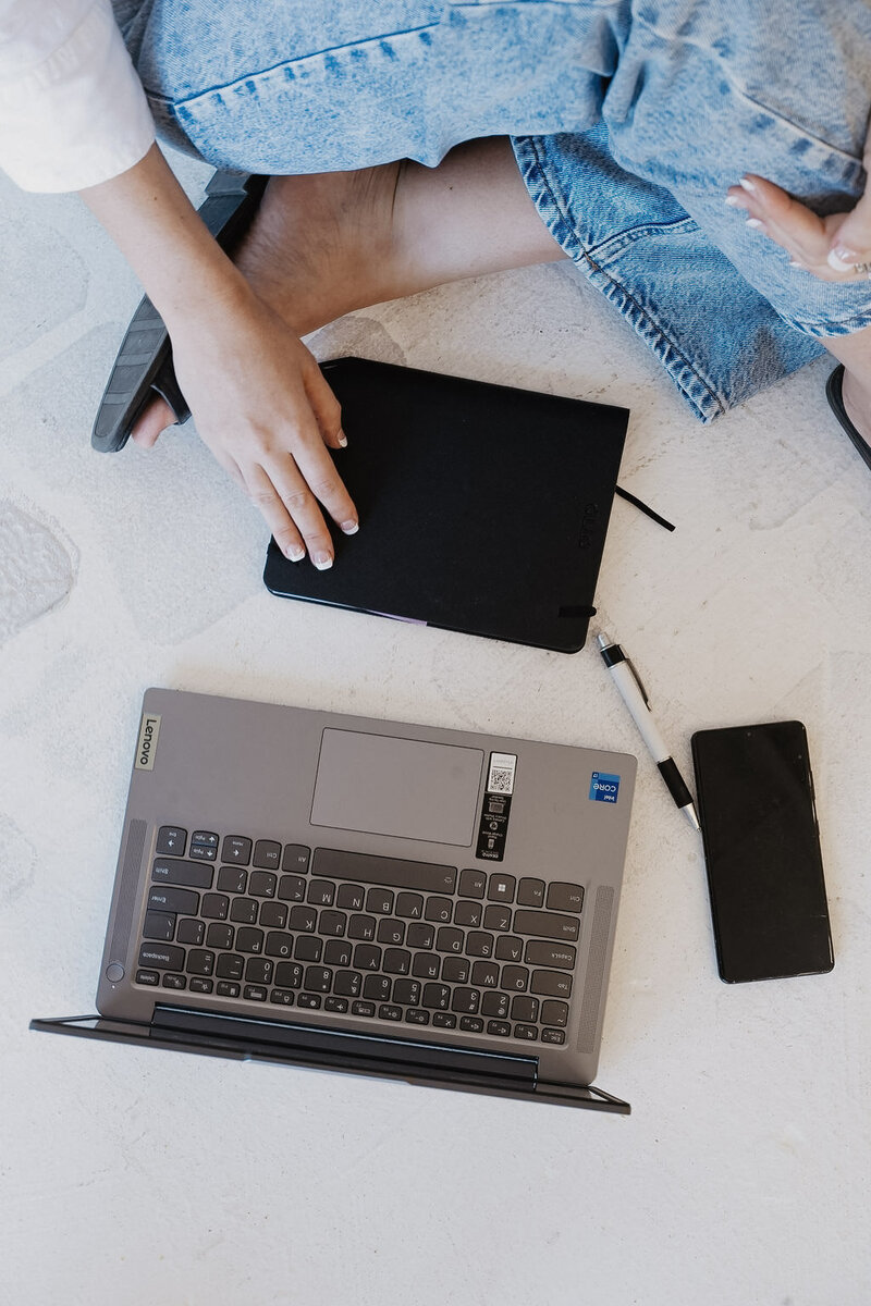 Bookkeeping expert Brooke Johnson supporting new business owners and virtual assistants with Xero training and clear financial systems.