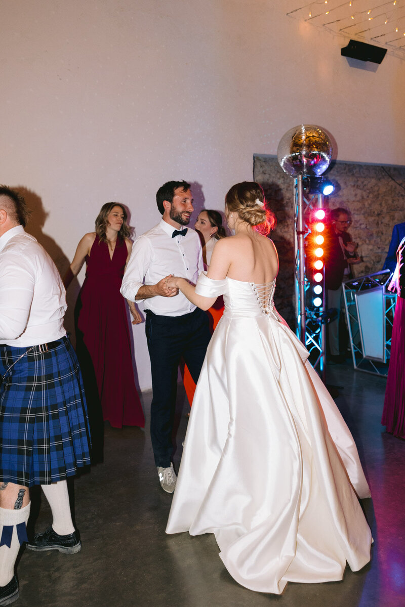 French wedding photographer Domaine de Sarson Grignan-148