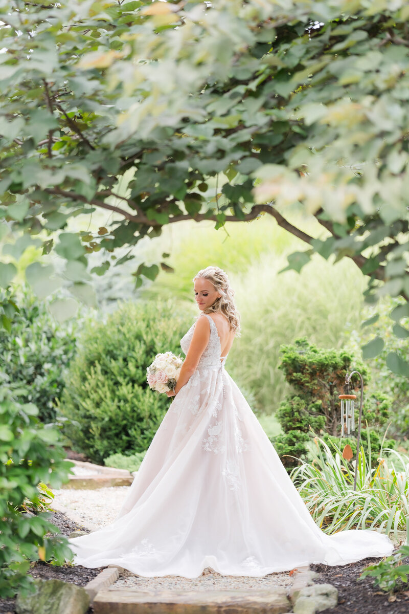 Bridal-Portraits_Harrisburg-Hershey-Lancaster-Wedding-Photographer_Photography-by-Erin-Leigh_0008