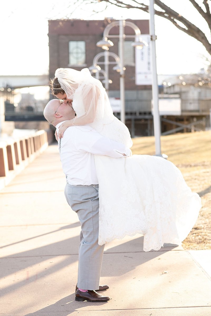 peoria-wedding-the-waterhouse-downtown-blush-62