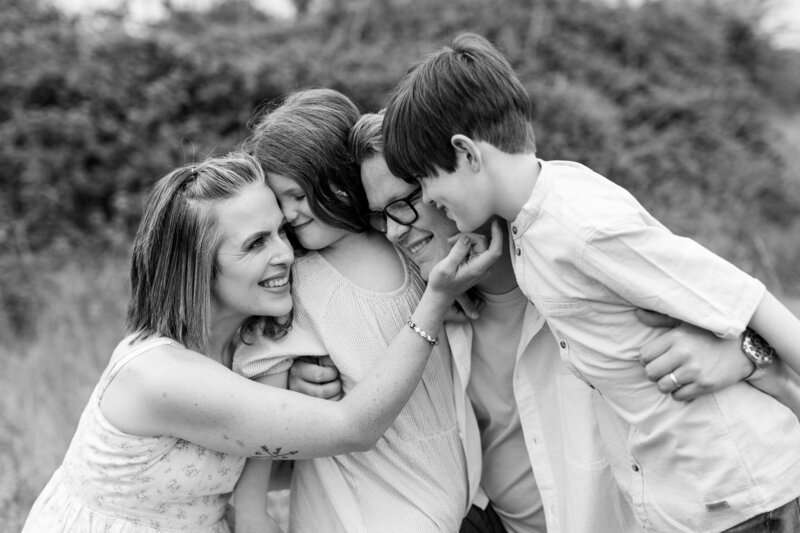 suffolk family photographer relaxed authentic