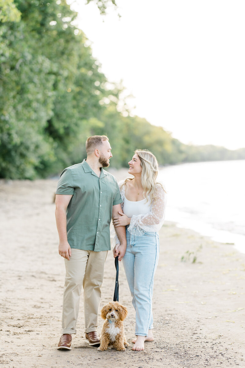 kelsee-risler-photographer-new-york-eli-alyssa-beach-engagement6