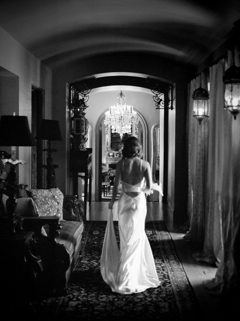 Brady Bates - The Paramour Estate-20