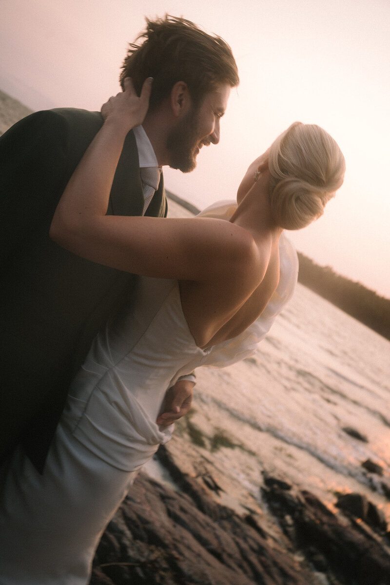 98valmis-718_websize